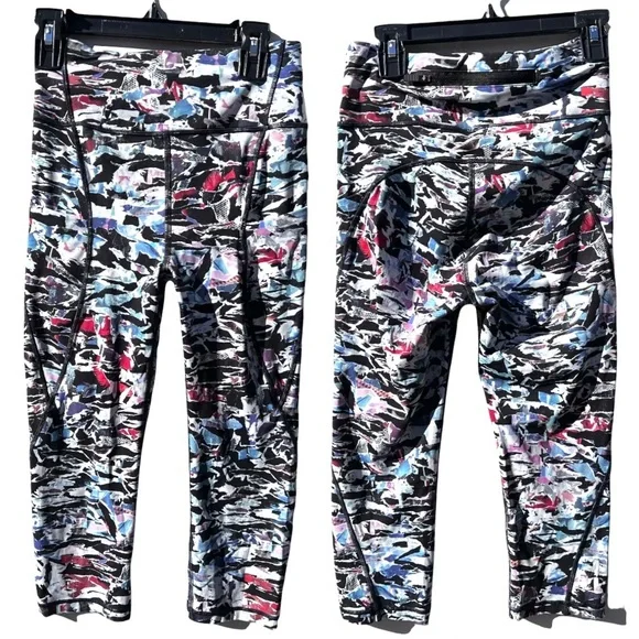 Lululemon Break Free Crop (Nulux 17")
Culture Clash Starlight Black 4 pants - Picture 2 of 10